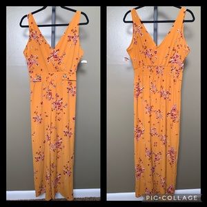 NWOT ❤️size L Jumpsuit Capri length